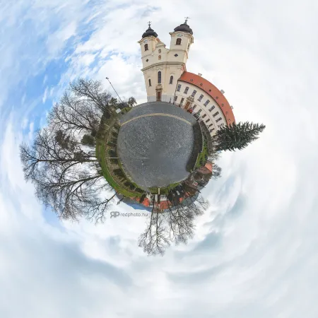 Echo Residence All Suite Hotel Отели в г. Балатонфелдвар