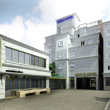 Noble Hotel Отели рядом с достопримечательностью «Станция метро Jongno-3ga»