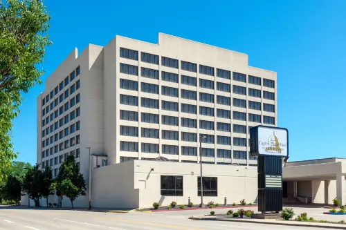 Capitol Plaza Hotel Jefferson City Hotels in Jefferson City