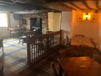The Griffin Inn Отели в г. Гвернифед