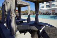 Cambria Hotel Phoenix Chandler - Fashion Center - Swimmingpools