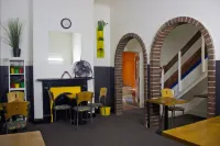 Adelaide Travellers Inn Backpackers Hostel Hotels in Frewville