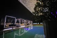 Number One Oxford Street Hotel & Suites - Ocean View