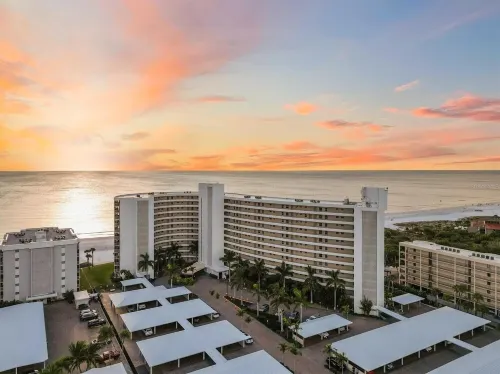 Gorgeous 2 Bed 2 Bath Gulf front, just steps to the white powder beach