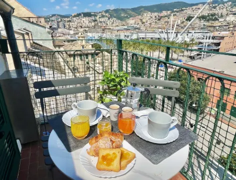 Happy Family Apartments Panorama