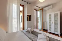 Mamo Florence - Malavolta Apartment Hotels in Due Strade