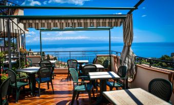 Hotel Condor