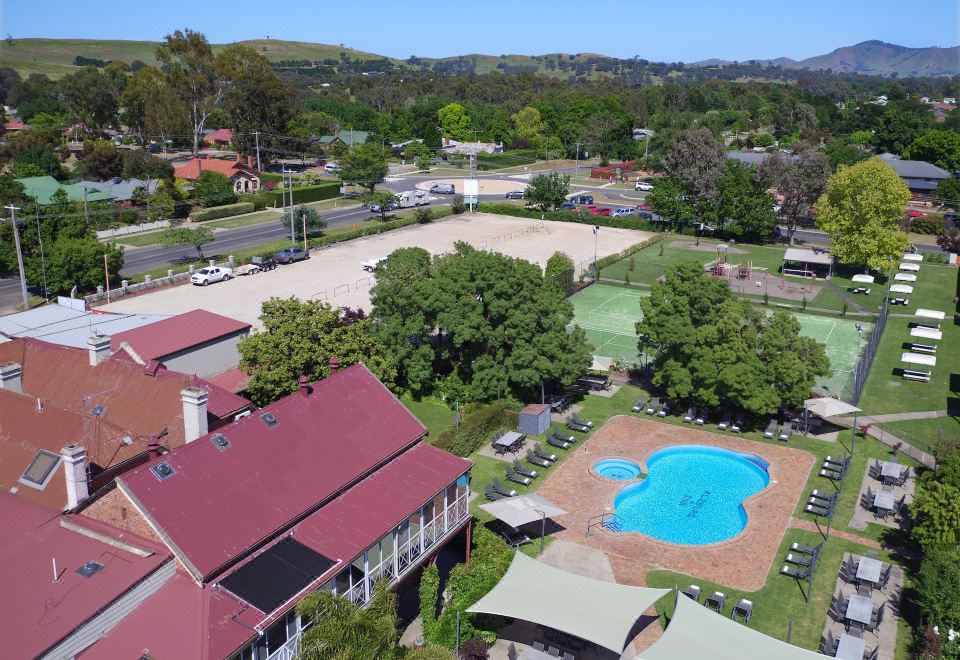 hotel overview picture