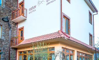 Mirhav Hotel
