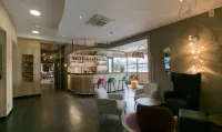 Kyriad Limoges Centre - Gare - Atrium - bar