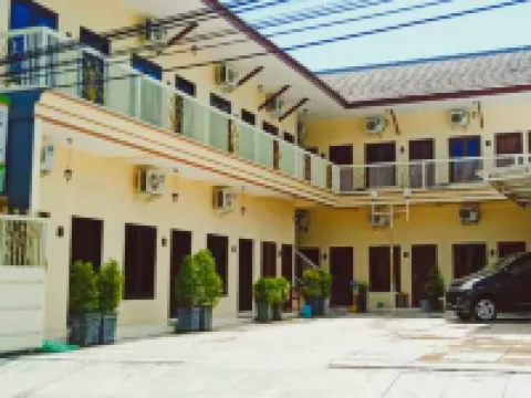 Griya Adhirasa Hotels in Sumenep