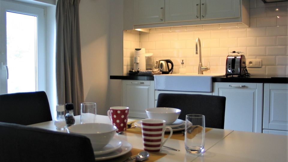 Le Baron Apartments