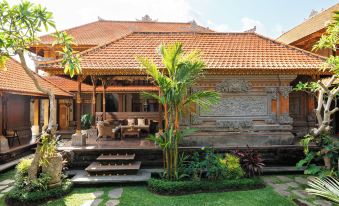 Puri Kantor Legacy - Heritage Palace