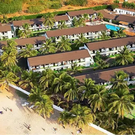 Bungalow Beach Hotel