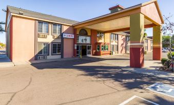 A Victory Inn Tolleson