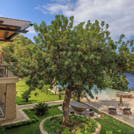 Private Island-Style Ultra Luxury Villa Estate