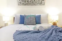 Zen Ocean Charm 3Br Luxury W/Front Apt Pool + BBQ Hotel a