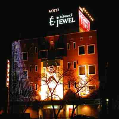 E-JEWEL Hotel Exterior