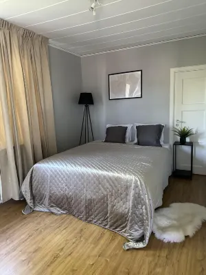 Stockholm - 5-beds - Sleeps 12 - Garden