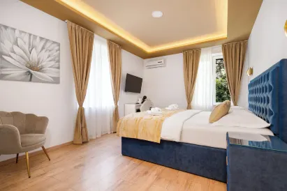 Luxury Rooms Floramye