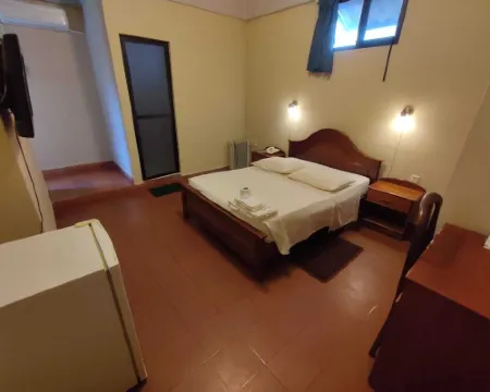 Jr Hotel Hoteles en Camiri