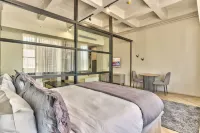 Wink One Thibault Hotels in Claremont