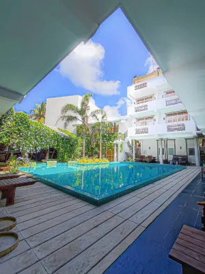 Nil Diya Beach Resort Hotels near Udamuna Purana Rajamaha Viharaya