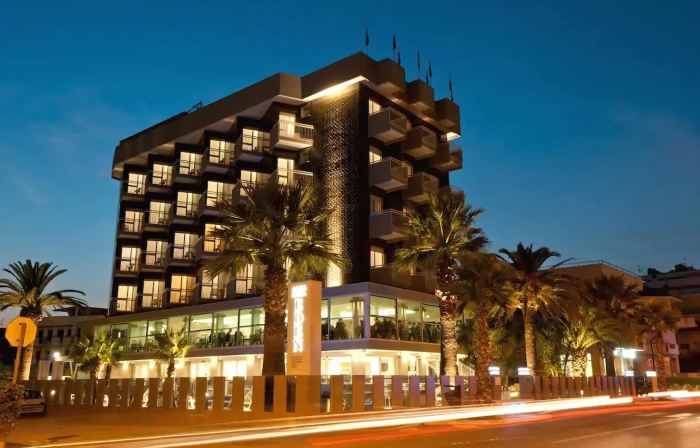 Hotel Eden
