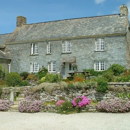 Degembris Farmhouse
