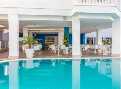 Welikehotel Triton Beach