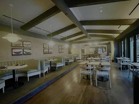 Premier 5th FL-180 River View-Grand Balcony-Pool-Hottub-Laundry-Dining-Kitchen