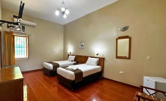 DM Hoteles Mossone - Ica