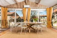 Château Gautoul Hotels in Thézac