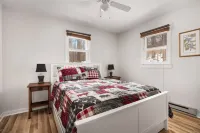 Riverfront Retreat - Cozy Cabin with Woodstove, Fire Pit Hotels in Berkeley Springs