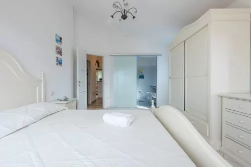 Two room flat with stunning terrace near Budoni Hotels in Budoni