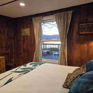 Charming 2-bedroom cabin with a stunning view Rooms