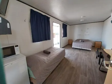 Venushill Bed and Breakfast Отели рядом с достопримечательностью «Spaceship from Pitch Black»