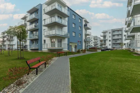 Seaside Apartamenty Porta Mare Отели рядом с достопримечательностью «Kolobrzeg Sea Port»