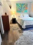 PRIME LOCATION IMMACULATE COZY GETAWAY MINUTES FROM BEACH &DOWNTOWN Hotels near Gulfstream Condominiums