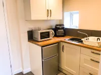 Deers Leap Sleeps 2 with Garden - Wifi