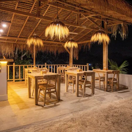 Wijaya Cottage Nusa Penida Отели рядом с достопримечательностью «Пляж Келингкинг»