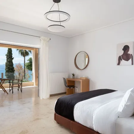 Eretria Luxurious Seafront Villa