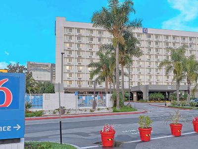 Studio 6 Suites Los Angeles, CA Los Angeles LAX