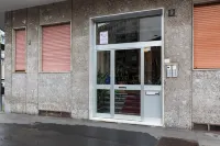 Brenta Top Floor - MM3 Yellow Line