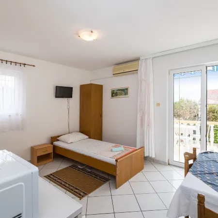 Nice Apartment Silvia 1 for 4 Persons