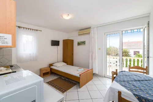 Nice Apartment Silvia 1 for 4 Persons