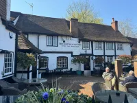 OYO The Greyhound Inn Hotels in Gerrards Cross