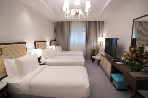 Peninsula Worth Hotel - 2 звезды