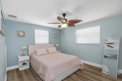 Ultimate Florida Getaway: 2 Units, 1 Great Stay!