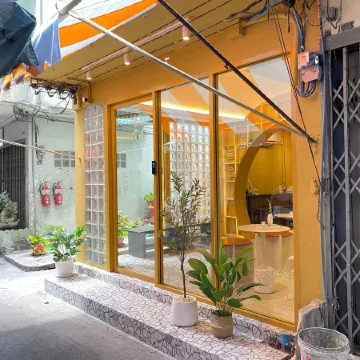 Au Luna Bangkok Hostel Отели рядом с достопримечательностью «Мечеть Тонсон»